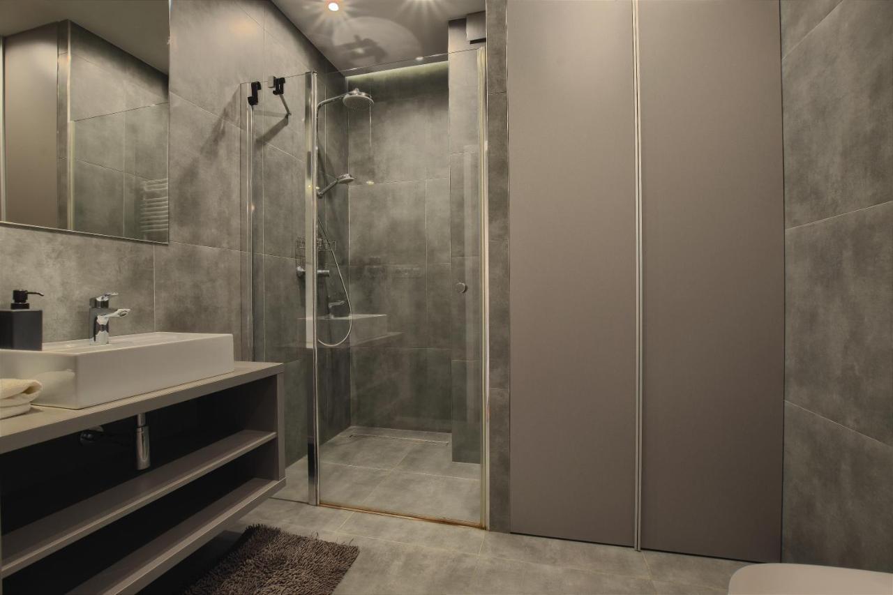 Miwa Apartment